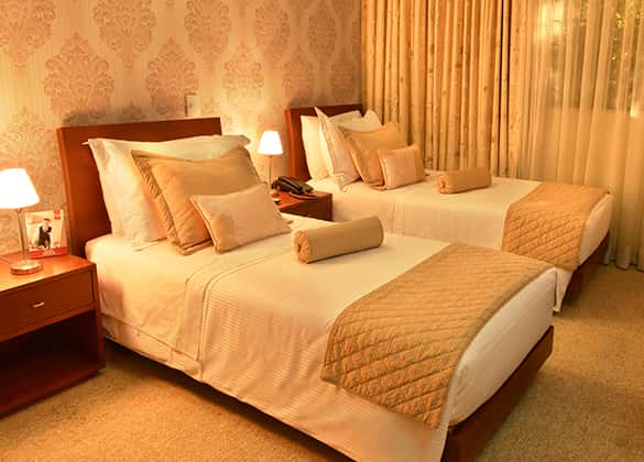 Hotel con dos camas en Bogotá